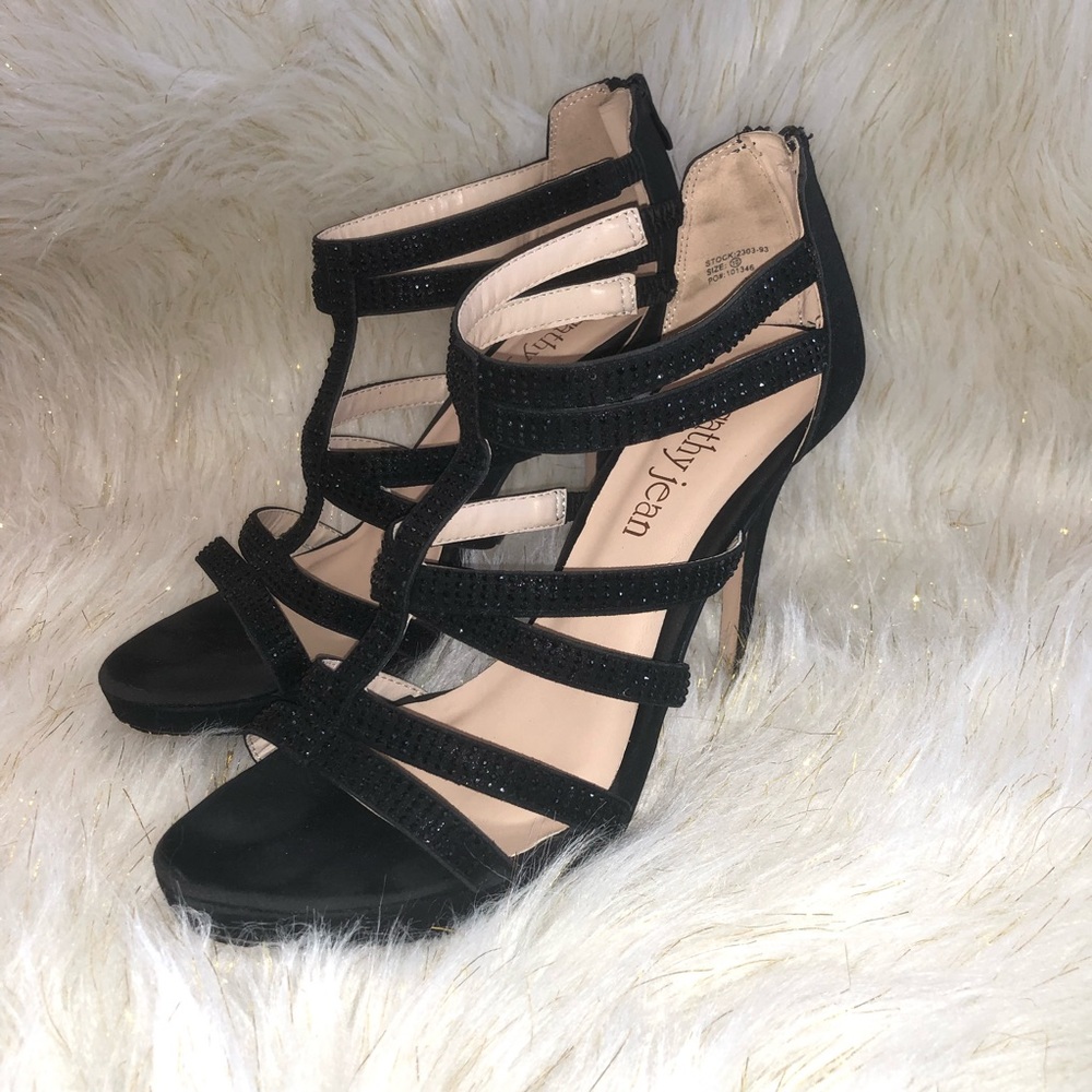 Cathy Jean Black Strappy Rhinestone Heels✨